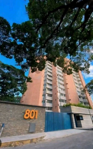 Se Vende Apartamento 77,01 M2 En La Urbanización El Rosal