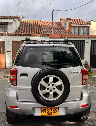 Daihatsu Terios Okii 1.5 MT 4x4