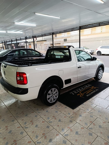 Volkswagen Saveiro 1.6 MI CS 8V FLEX 2P MANUAL G.V