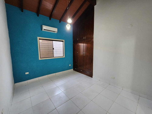 Imagen 3 de 16 de Vendo Hermosa Casa En Lambare, Bo. Santa Luisa