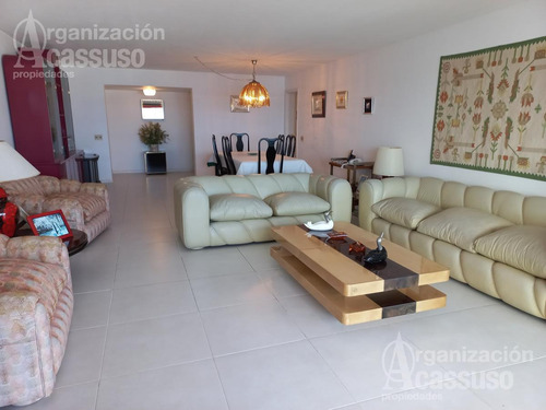 Imagen 4 de 22 de Departamento - Península - Edificio Torreon - 3 Dormitorios - 3 Baños - Dependencia Servicio