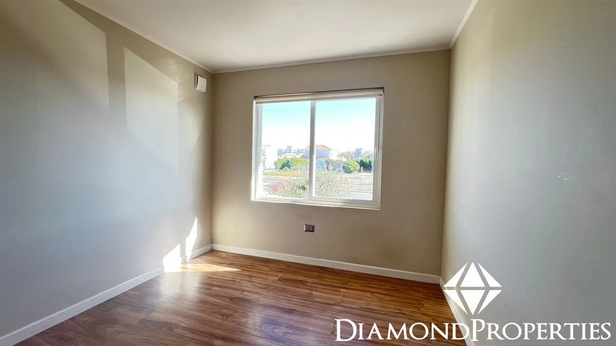 Imagen 3 de 24 de Casa En Arriendo De 3 Dormitorios En Serena Golf