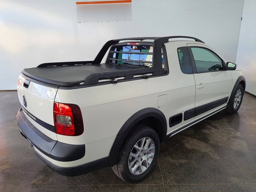 Imagem 4 de 7 de Volkswagen Saveiro 1.6 Cross Ce 16v Flex 2p Manual