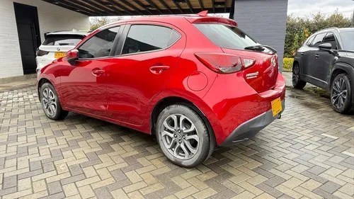 Mazda 2 GRAND TOURING LX