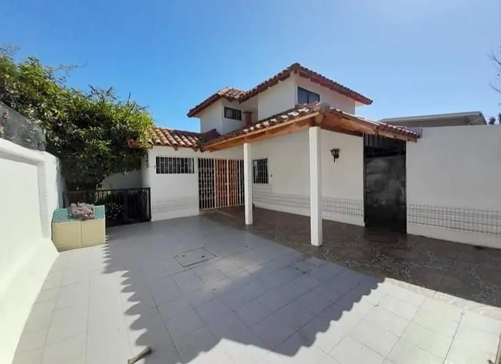 Imagen 1 de 23 de Casa En Venta Cerro Castillo, Viña Del Mar. Conversable!!!!