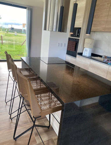 Venta Casa 3 Dormitorios Santa Clara Al Sur Con Cochera