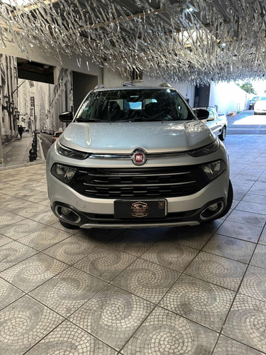 Fiat Toro 2.0 Volcano 4x4 Aut. 4p