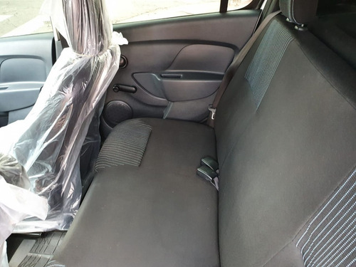 Imagem 9 de 9 de Renault Sandero Authentique 1.0 Flex