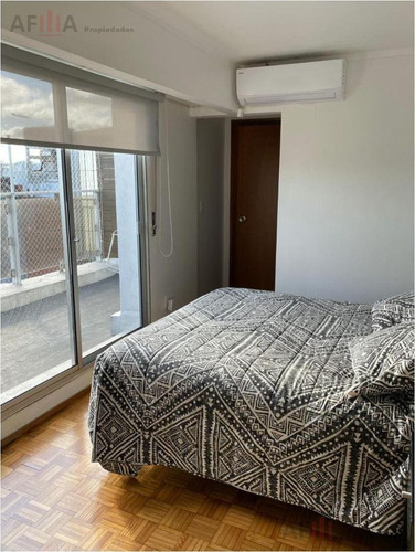 Venta De Apartamento De Dos Dormitorios Penthouse En Punta Carretas Montevideo