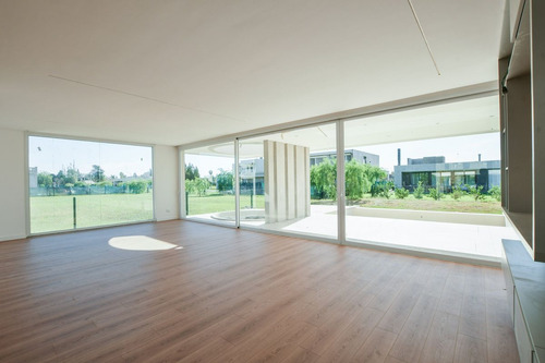 Venta Casa Moderna A Estrenar En Vida Funes
