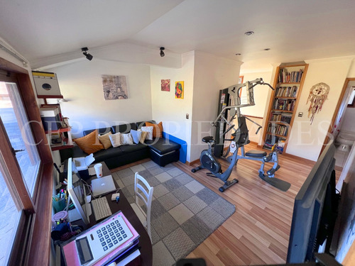 Amplia Casa Ideal Para Familia En Condominio. El Arrayan