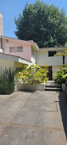 San Ángel, Preciosa Casa En Renta Con Uso De Suelo Para Oficinas