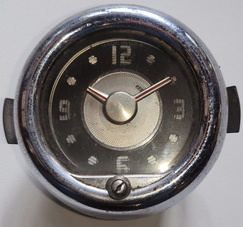 Reloj De Automóvil Clásico. Década Del 40 O 50.