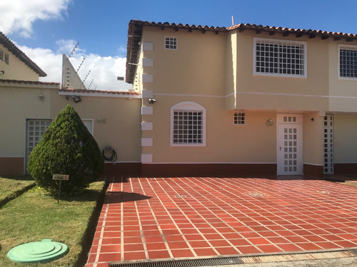 Casa En Res. Villas De Buenaventura. La Mejor Opción Para Vivir En Guarenas O Guatire 