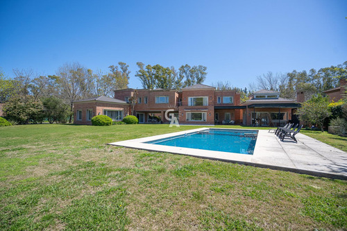Casa En Venta En Mayling C.c Al Golf