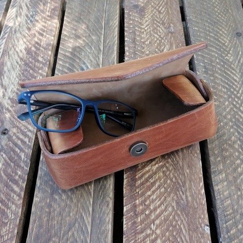 Estuche Para Lentes En Cuero Taurus Modelo Origami