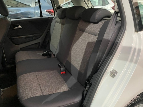 Imagem 8 de 11 de Volkswagen Spacefox Trend I-motion 1.6
