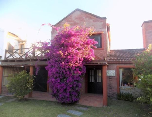 Casa En Alquiler Por Temporada De 4 Dormitorios En La Barra (ref: Bpv-1130)