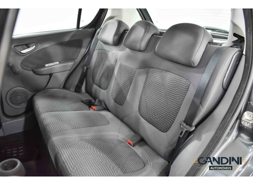 Fiat Palio 1.4 MPI ATTRACTIVE 8V FLEX 4P MANUAL
