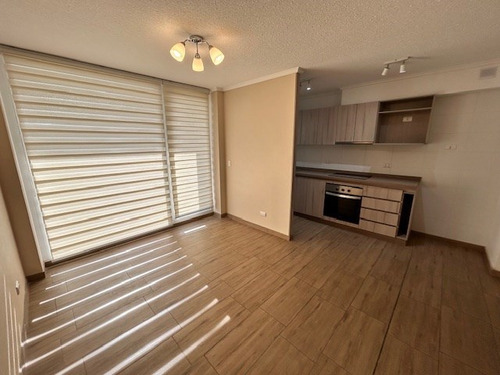 Departamento En Arriendo De 2d 2b 1e. Frente Univ En Talca