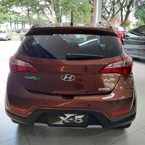 Imagem 4 de 9 de Hyundai Hb20x 1.6 16v Premium Flex 4p Automático