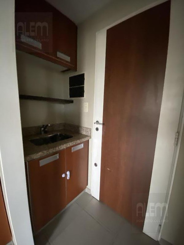 Imagen 6 de 17 de Alem Propiedades | Hermoso Semipiso 3 Amb Con Cochera