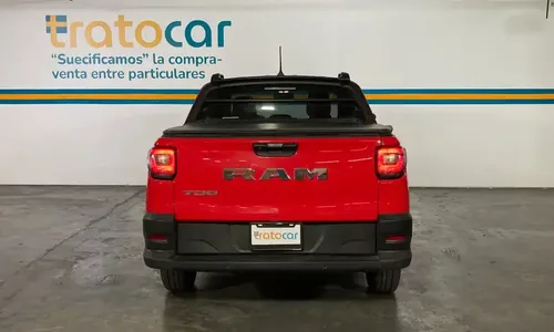 RAM 700 SLT Crew Cab 1.3 lt