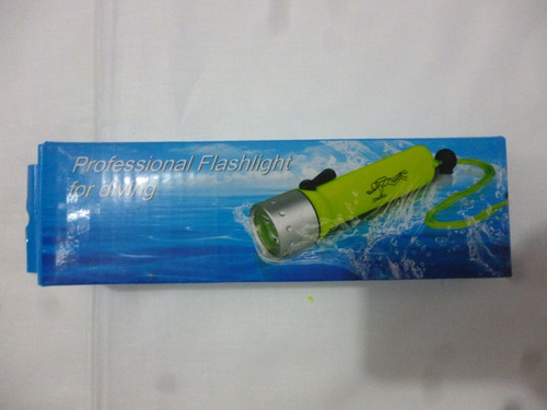 Linterna Submarina Acuatica Buceo Brillante Led Cree