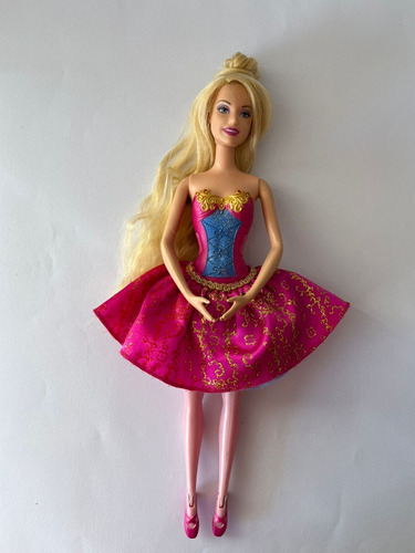Muñeca Barbie Bailarina Con Movimiento 