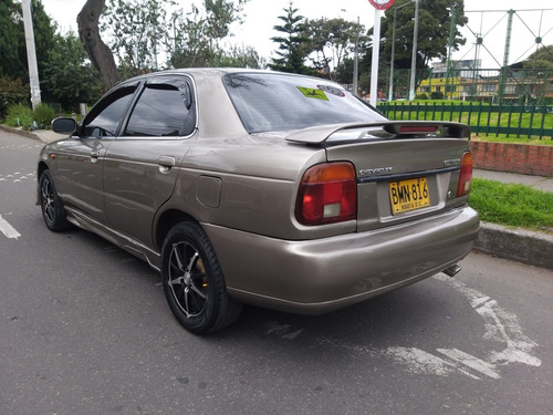 Chevrolet Esteem 2002 Mt1.3 Inyeccion