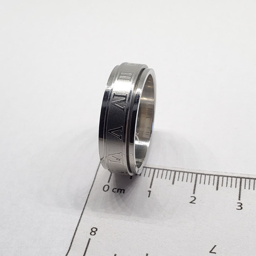 Imagen 4 de 6 de Anillo Acero Quirurgico Cardinal Giratorio Numeros Romanos