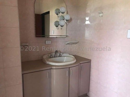 Imagen 9 de 22 de Gustavo Zavala Rentahouse 22-12940