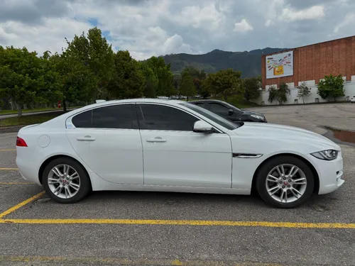 Jaguar Xe 2.0 I4 Prestige Tp 2000cc T Ct Tc