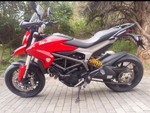 Ducati Hiperstrada 821 2015