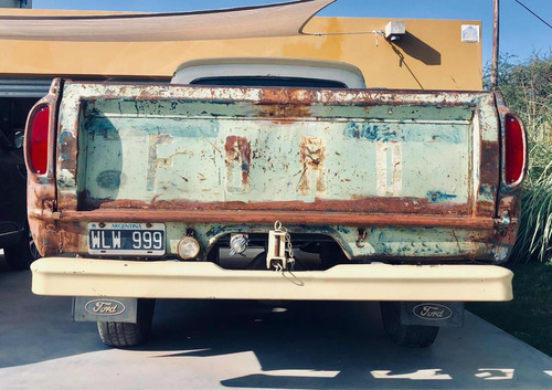Ford F-100