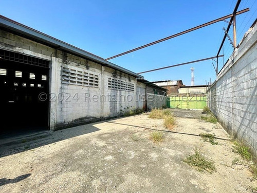 Erika Armeya Vende: Galpón En Zona Industrial I De Barquisimeto Flex: 25-407