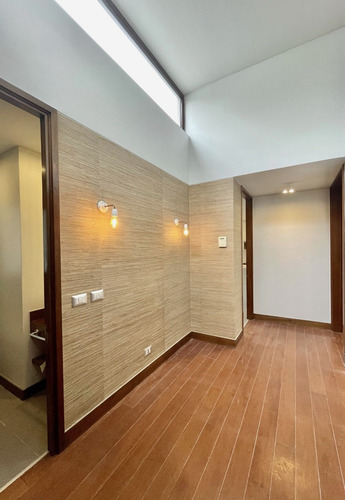 Retasado!!! Espectacular Penthouse En Lo Barnechea!!!!