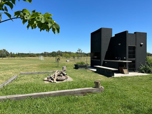 Imagen 7 de 17 de Casa Quinta Con Pileta En Chascomus
