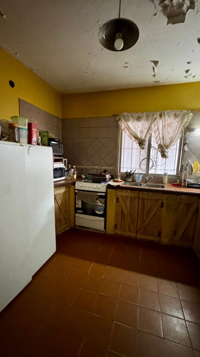 Casa Multifamiliar En Venta 8 Ambientes En Burzaco