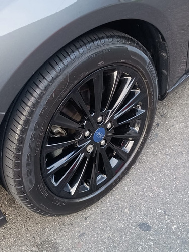Ford Focus III 2.0 Sedan Titanium Mt