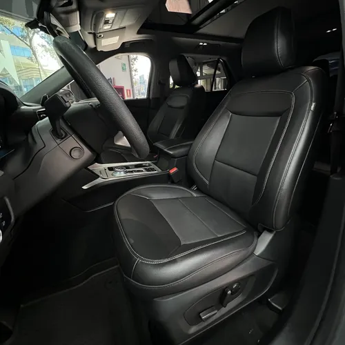Ford Explorer Platinum