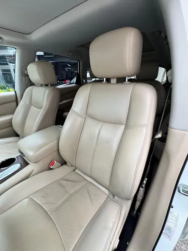 Nissan Pathfinder 3.5 Exclusive Cvt