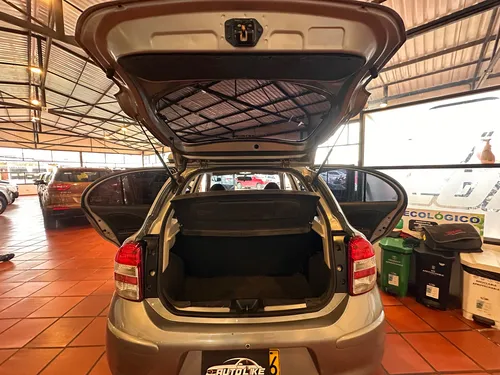Nissan March 1.6 Miio