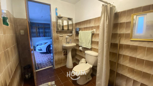 Casa En Gertrudis Sánchez Ii Sección, Gustavo A. Madero Con 6 Recámaras, 149 M², Id: 142499