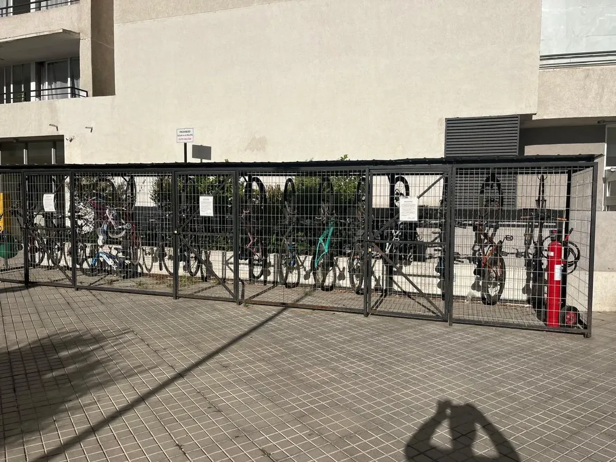 Imagen 2 de 28 de Venta Departamento Estudio Super Buena Ubicacion