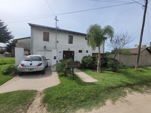 Venta Casa 5 Ambientes Con Parque B. Caisamar