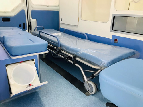 Nova Renault Master Ambulancia L2h2 Uti 2.3