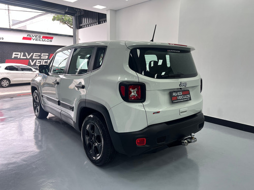 Jeep Renegade RENEGADE1.8 4X2 FLEX 16V AUT.