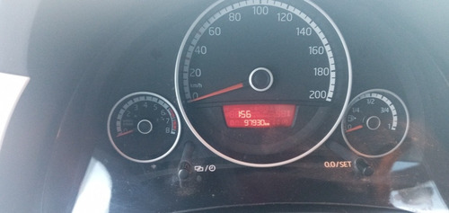 Volkswagen Up! 2015 1.0 High Up! 75cv 5 P