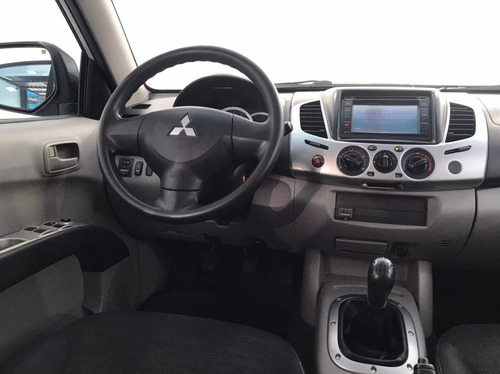 Imagem 6 de 11 de Mitsubishi L200 Triton 2.4 Hls Cd 4x2